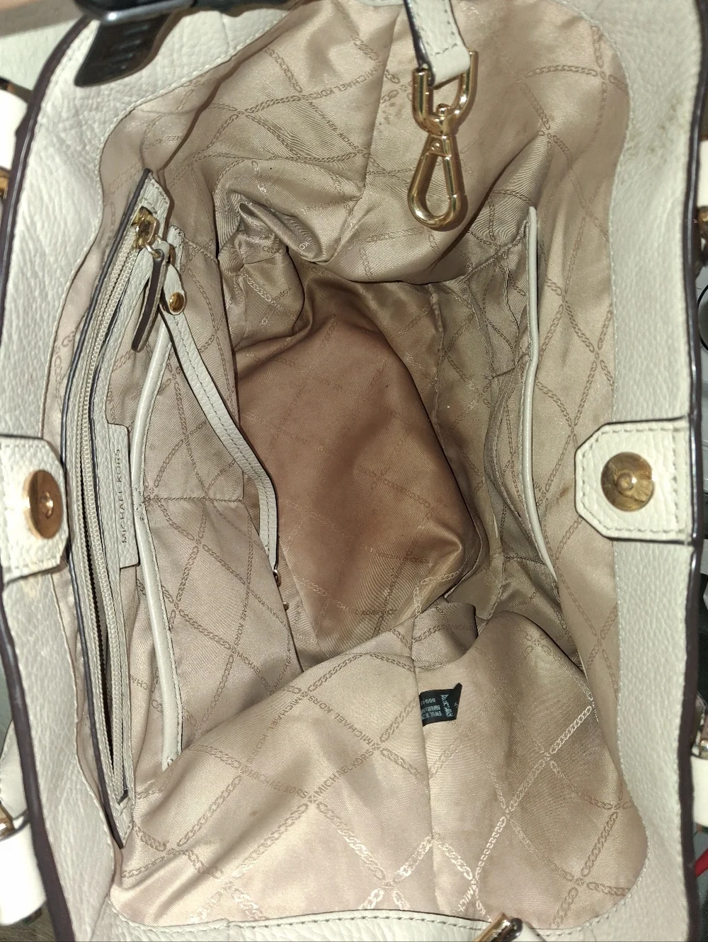 MICHAEL KORS Cream Pebbled Leather Shoulder Satchel